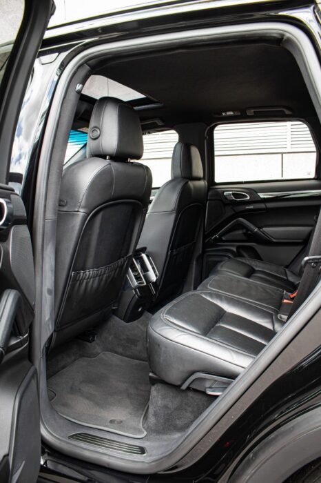 PORSCHE CAYENNE 2017 completo