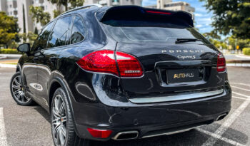 PORSCHE CAYENNE 2011 completo