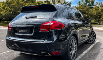 PORSCHE CAYENNE 2011 completo