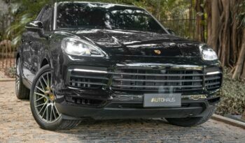 PORSCHE CAYENNE 2022 completo