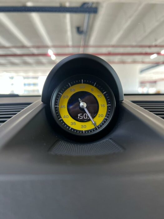 PORSCHE 911 2021 completo