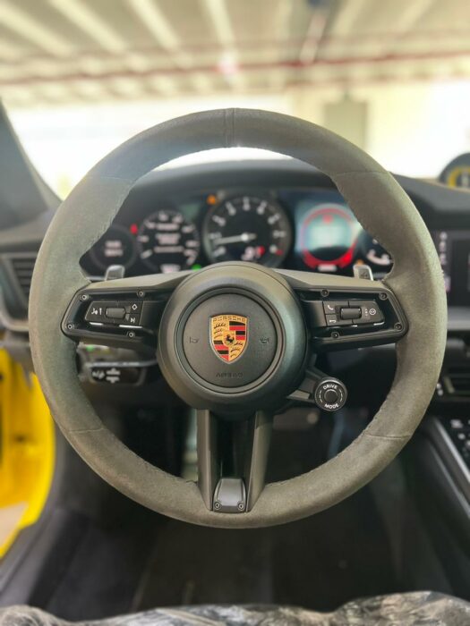 PORSCHE 911 2021 completo