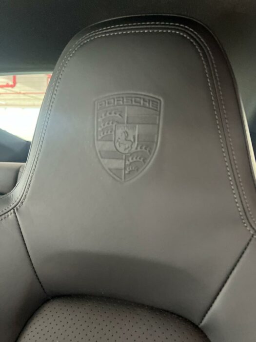 PORSCHE 911 2021 completo