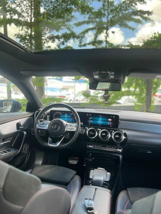 MERCEDES-BENZ CLA 35 AMG 2020 completo