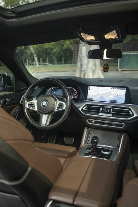 BMW X6 2020 completo
