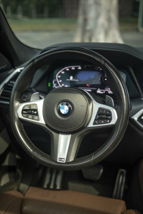 BMW X6 2020 completo