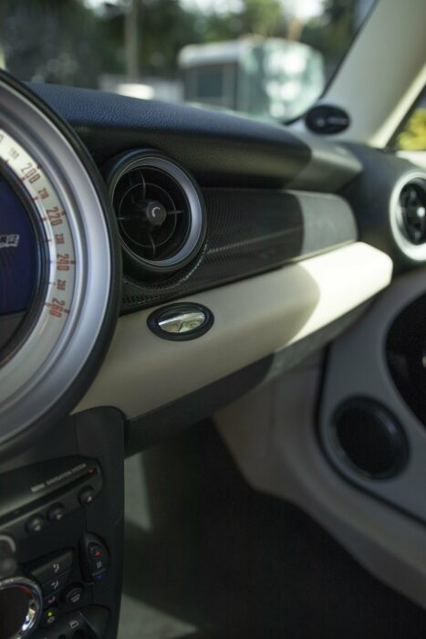 MINI COOPER 2011 completo