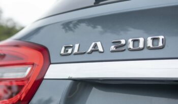 MERCEDES-BENZ GLA 200 2015 completo