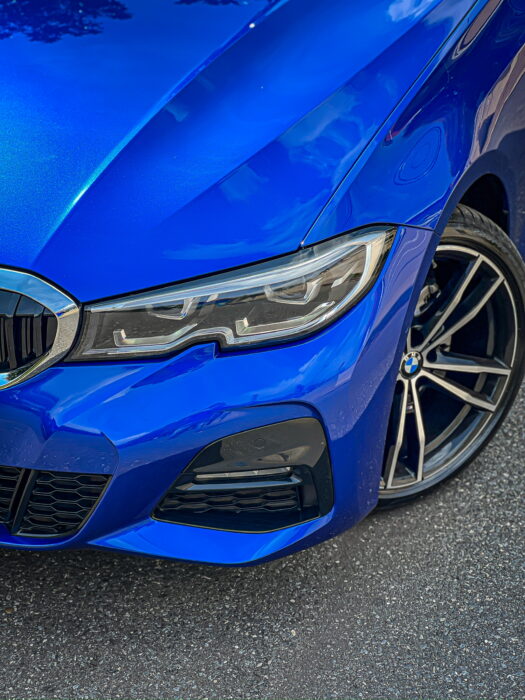 BMW 320 i 2021 completo