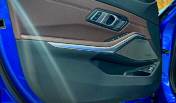 BMW 320 i 2021 completo