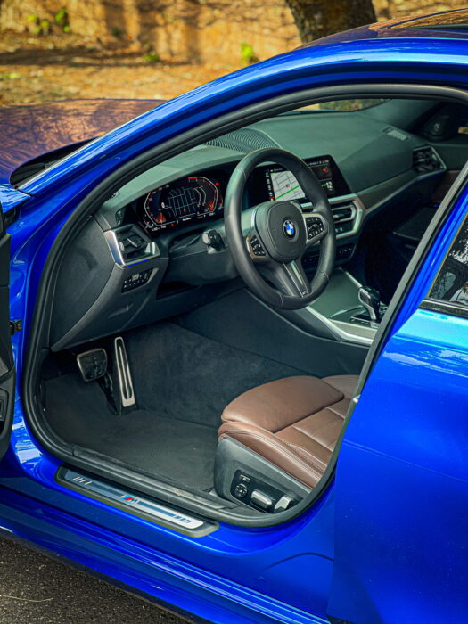 BMW 320 i 2021 completo