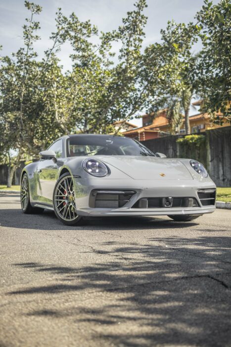 PORSCHE 911 2023 completo