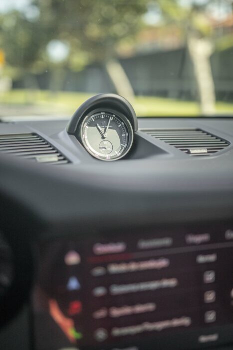 PORSCHE 911 2023 completo