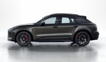 PORSCHE MACAN 2023 completo