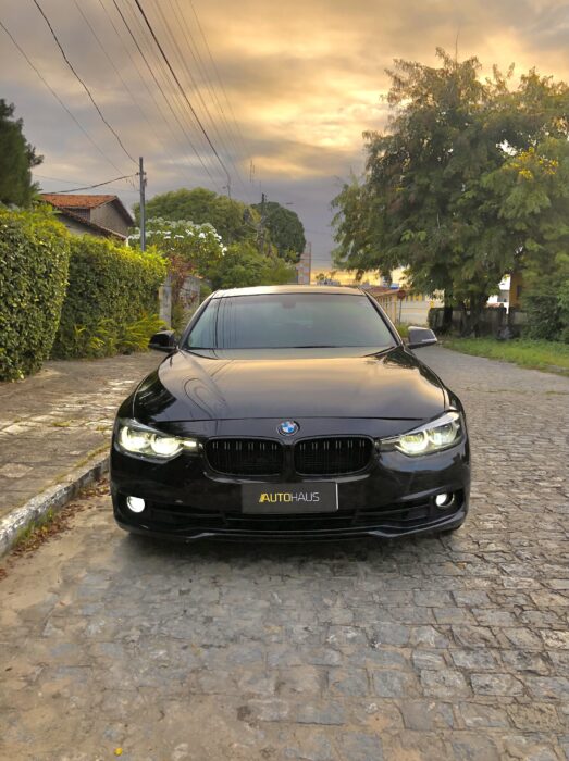 BMW 320i 2018 completo