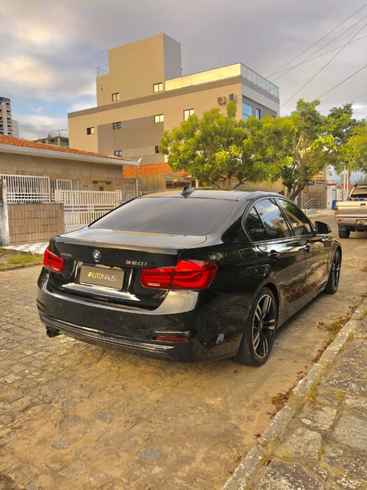 BMW 320i 2018 completo