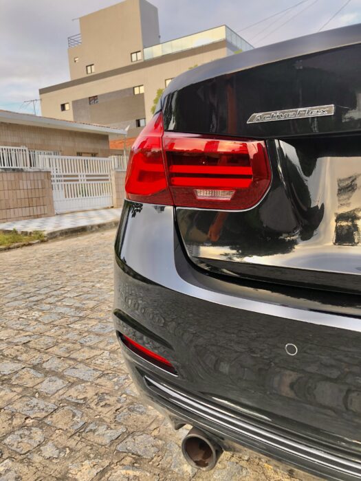 BMW 320i 2018 completo