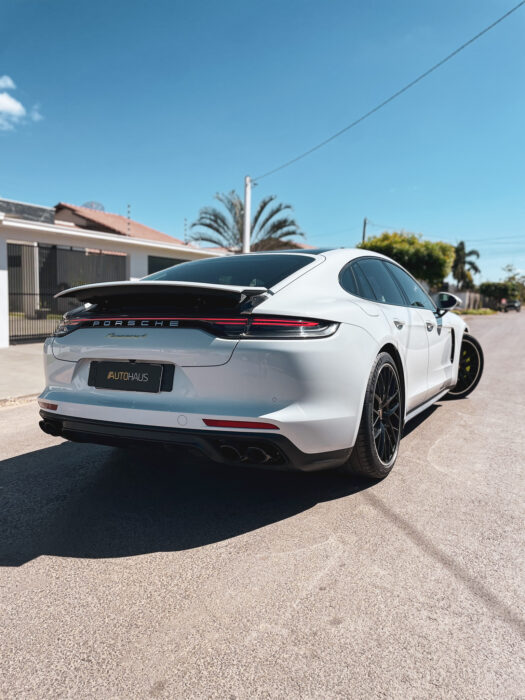 PORSCHE PANAMERA 4 2021 completo