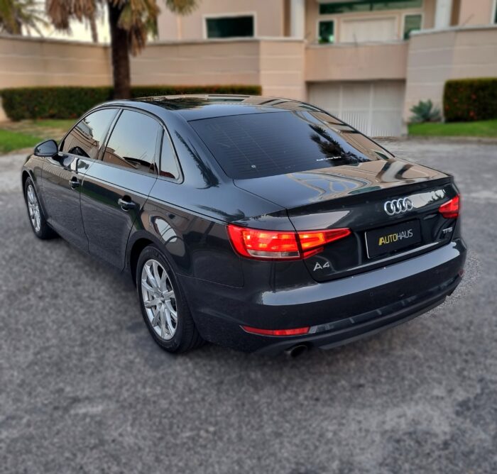 AUDI A4 SEDAN 2018 completo