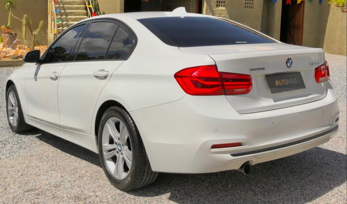 BMW 320 i 2016 completo