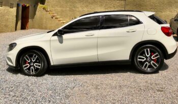 MERCEDES-BENZ GLA200 2015 completo