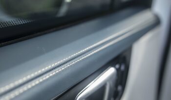 PORSCHE CAYENNE 2020 completo