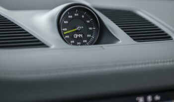 PORSCHE CAYENNE 2020 completo