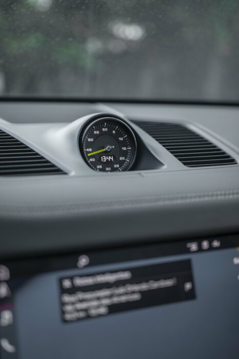 PORSCHE CAYENNE 2020 completo