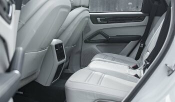 PORSCHE CAYENNE 2020 completo