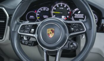 PORSCHE CAYENNE 2020 completo