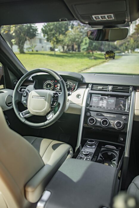 LAND ROVER DISCOVERY 2020 completo