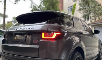 LAND ROVER EVOQUE 2019 completo