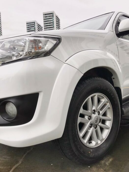 TOYOTA HILUX SW4 2015 completo