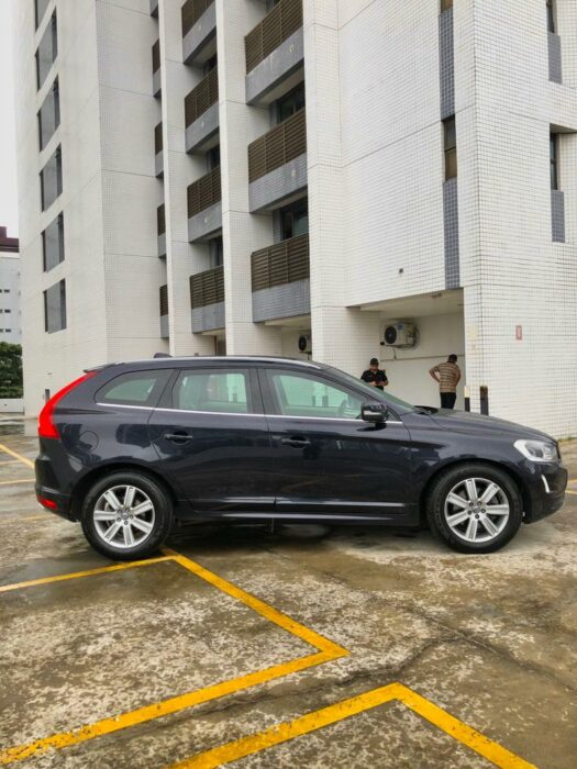 VOLVO XC60 2017 completo