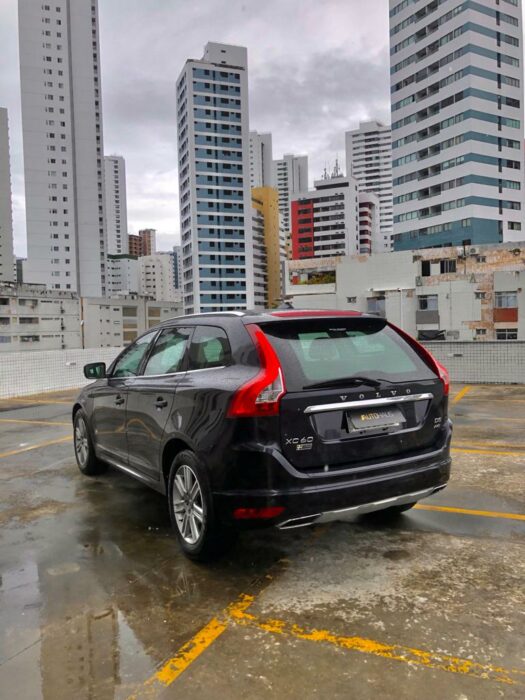 VOLVO XC60 2017 completo