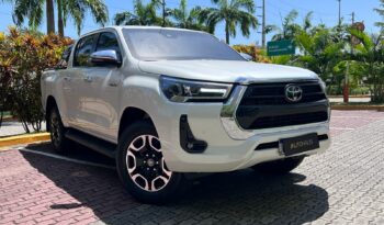 TOYOTA HILUX 2021 completo