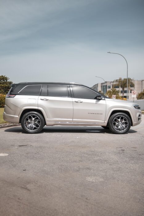 JEEP COMMANDER 2022 completo