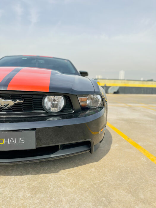 FORD Mustang 2011 completo