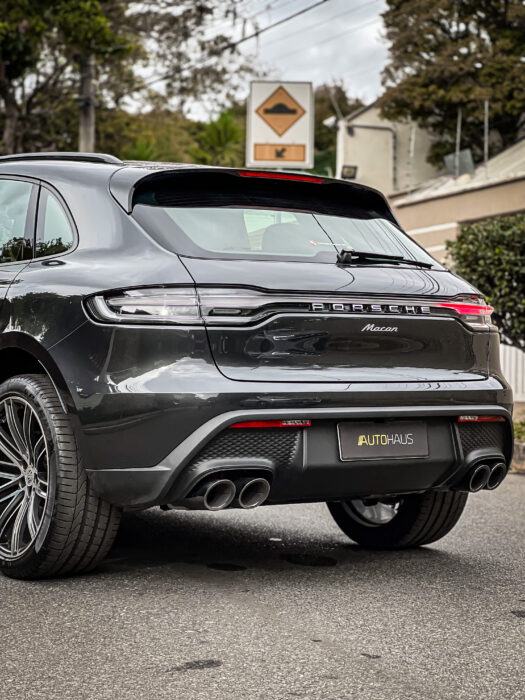 PORSCHE MACAN 2023 completo