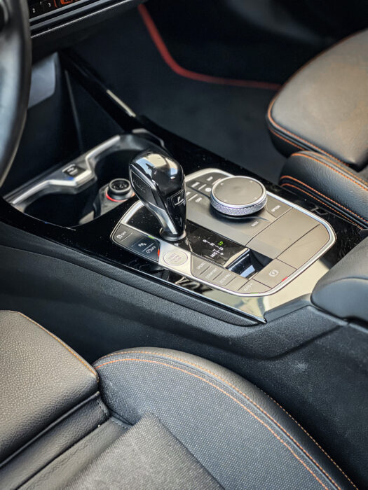 BMW 118i 2020 completo