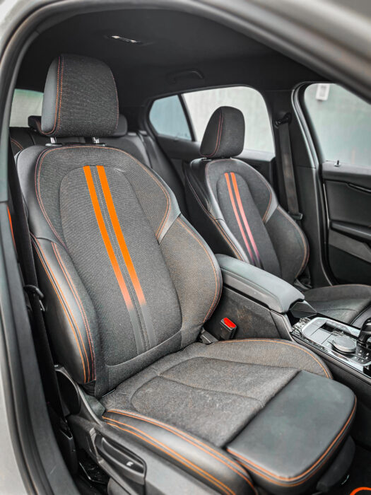 BMW 118i 2020 completo