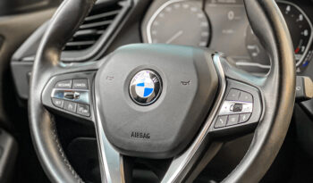 BMW 118i 2020 completo