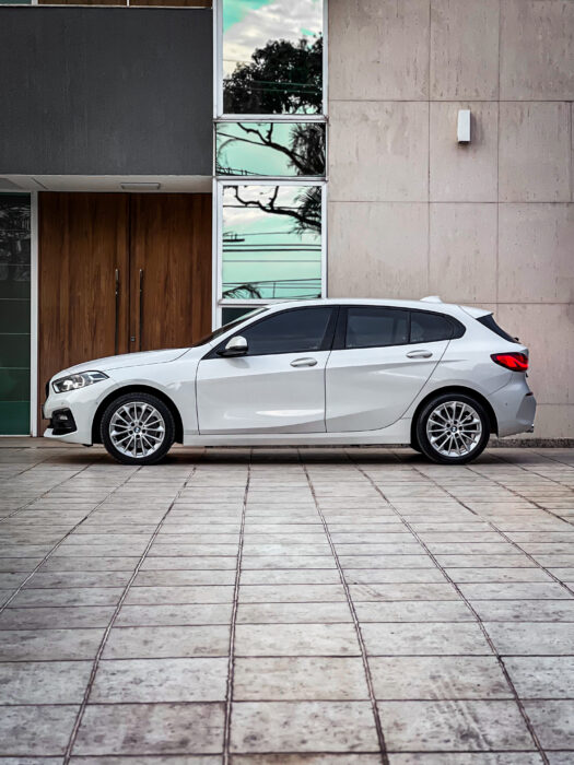 BMW 118i 2020 completo