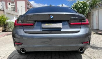 BMW 320i 2021 completo