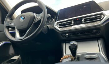 BMW 320i 2021 completo