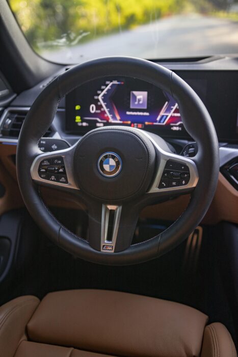 BMW I4 2023 completo