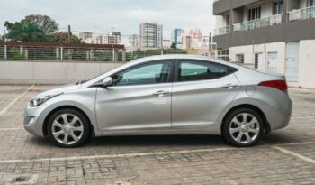 HYUNDAI Elantra 2013 completo