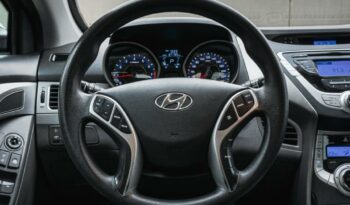 HYUNDAI Elantra 2013 completo