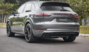 PORSCHE CAYENNE 2021 completo