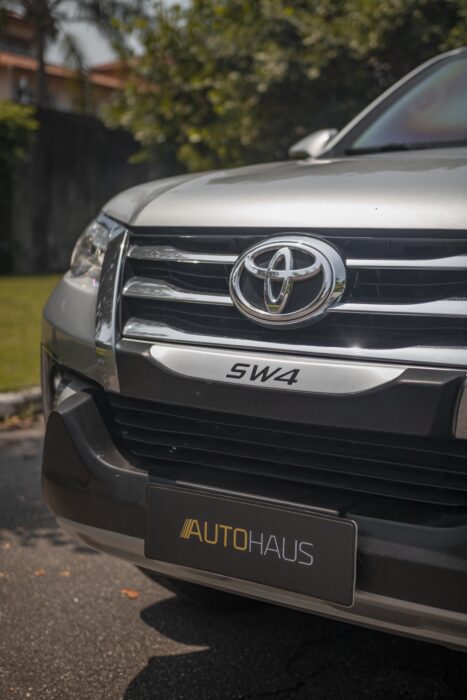 TOYOTA HILUX SW4 2019 completo